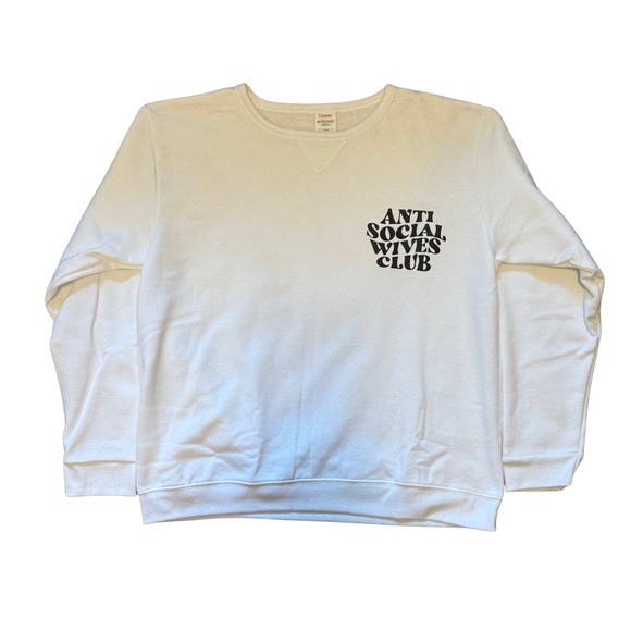 Gildan Tops - “Anti Social Wives Club” NWT Sweatshirt Size Large